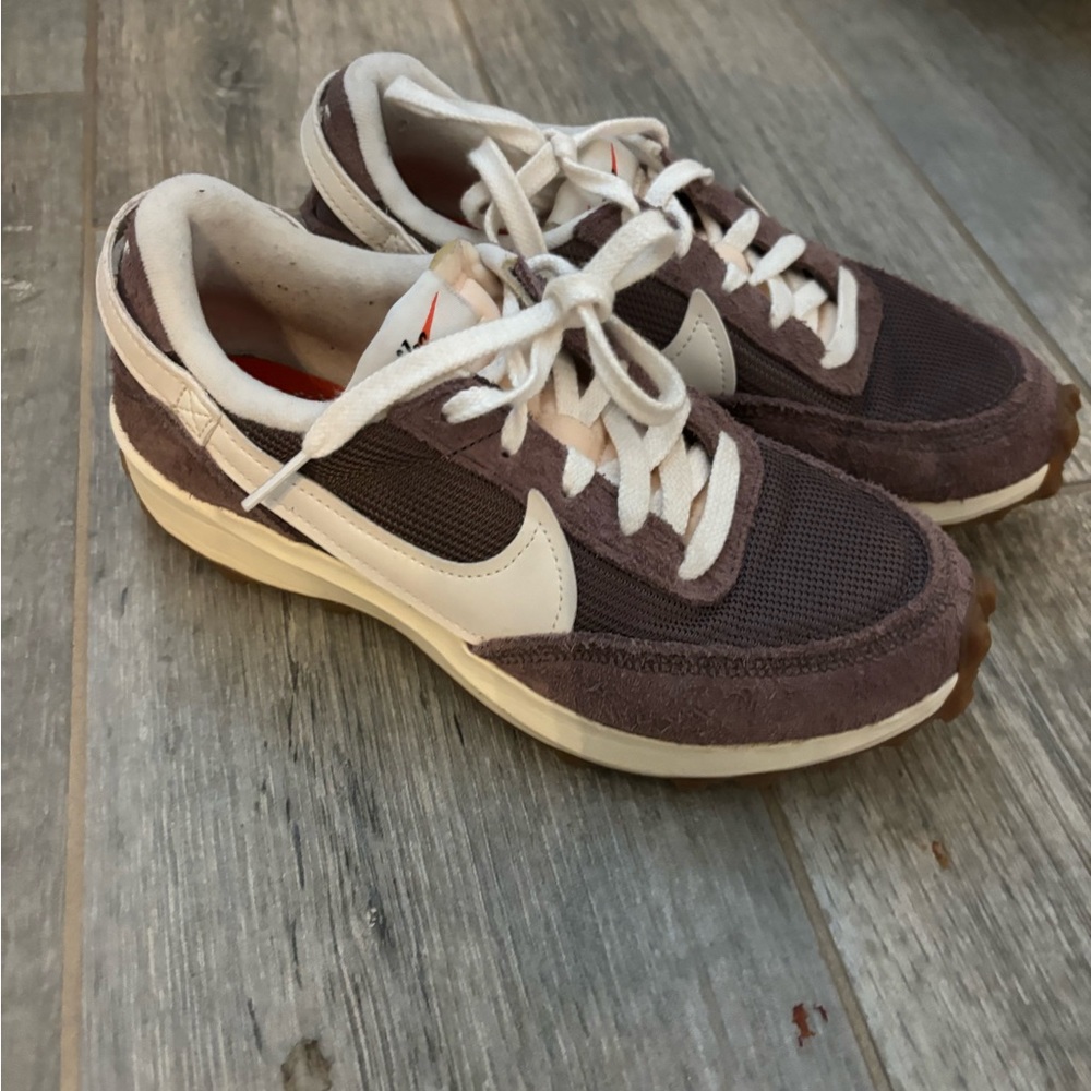 Nike Waffle Debut size 6.5